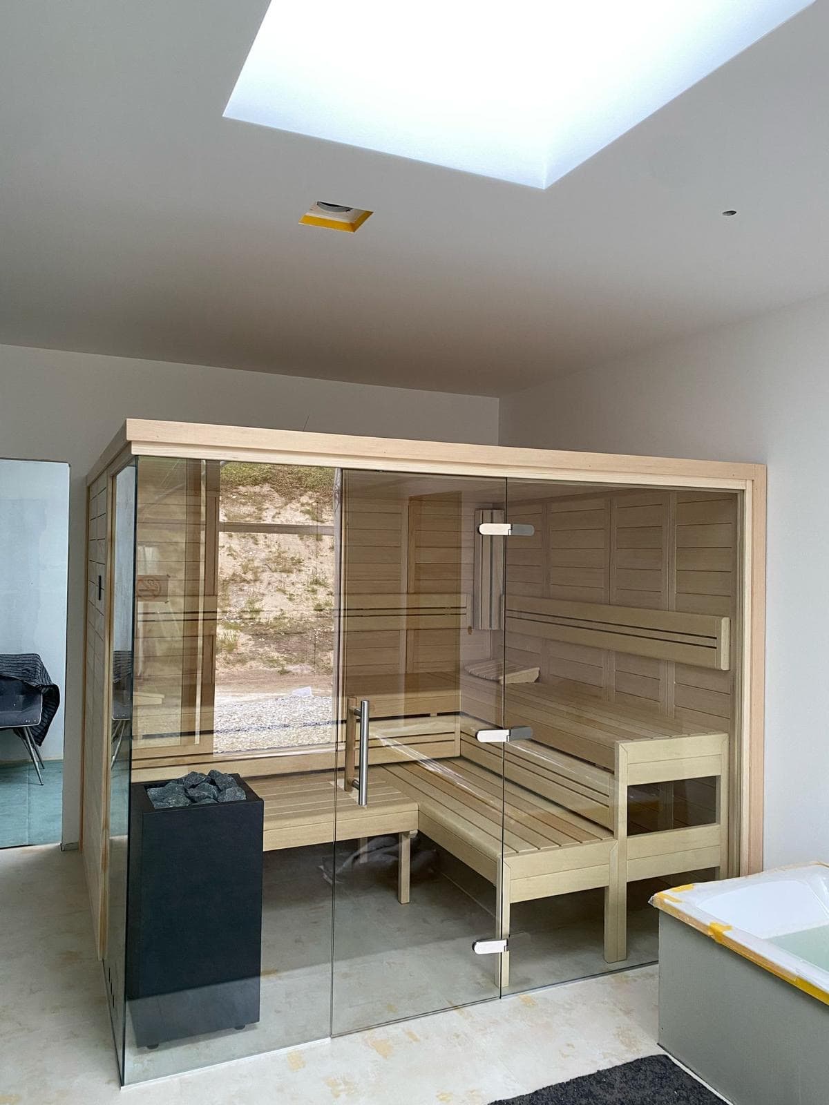 Designsauna Vesuv – Thermo-Espe mit Glasfront